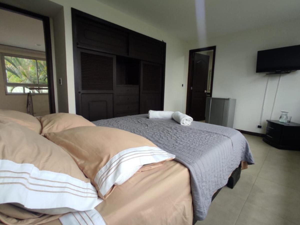 Habitacion Privada En Finca Turistica Hualcala La Mesa  Esterno foto